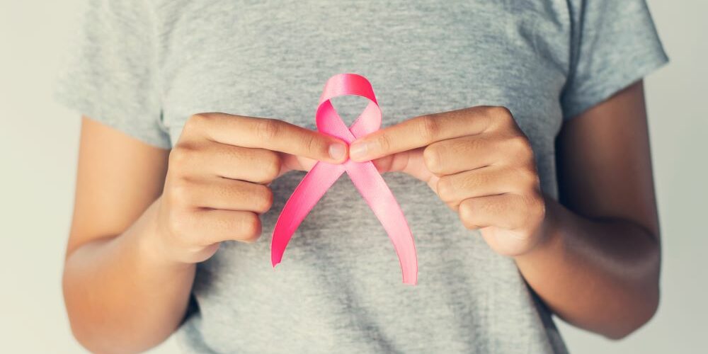 Réintégration professionnelle après un cancer : Axia Consultants favorise un retour au travail réussi avec une expertise SSCT bienveillante.